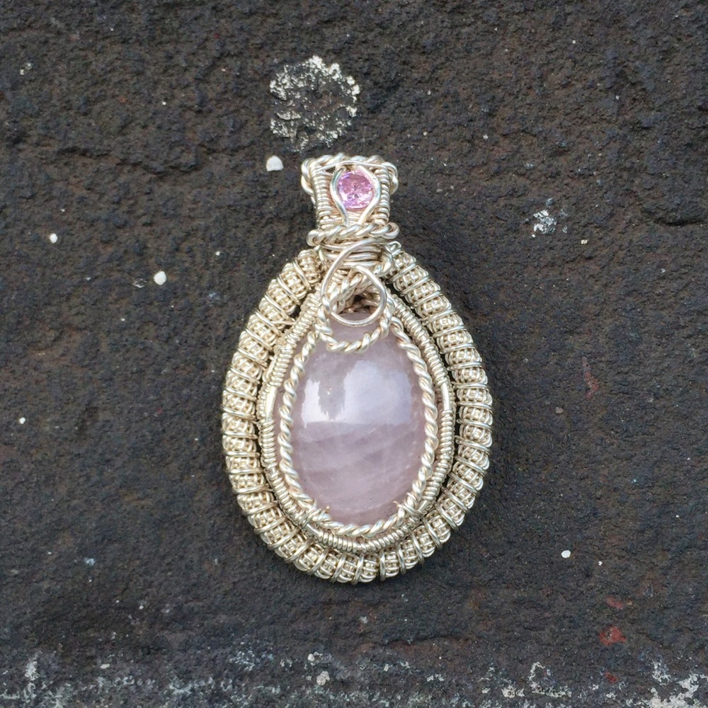 Rose quartz pendant